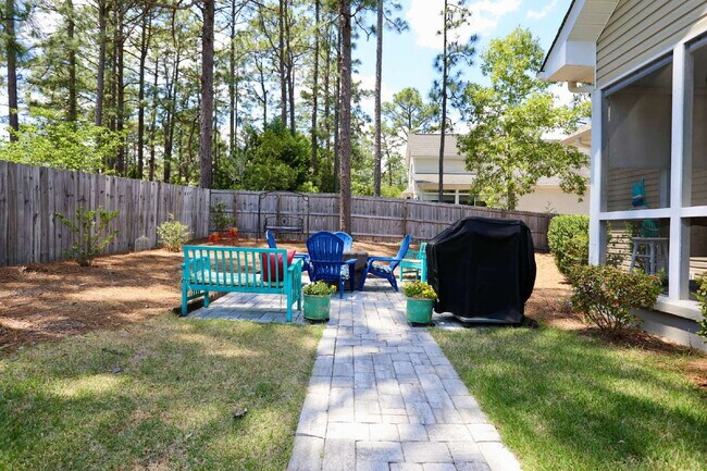 Building Photo - “Stunning 4-Bedroom Retreat with Granite Elegance at 2 River Drive, Pinehurst"