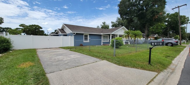 Building Photo - 7018 N Grady Ave