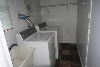 Building Photo - 16416 Clark Ln