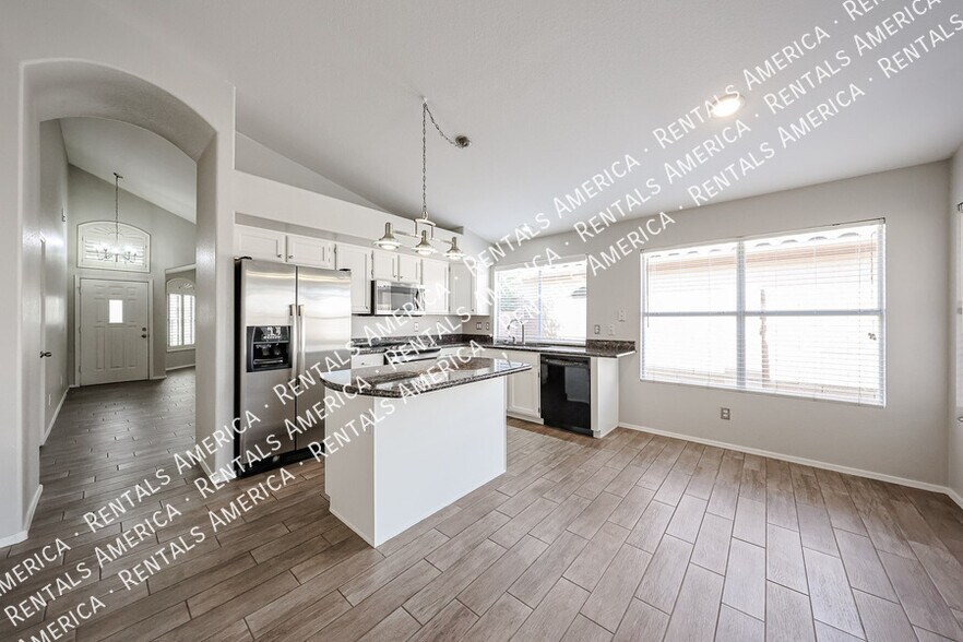 Building Photo - 153 S Garnet Rd