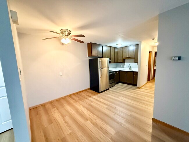 Building Photo - Bayside Apartments