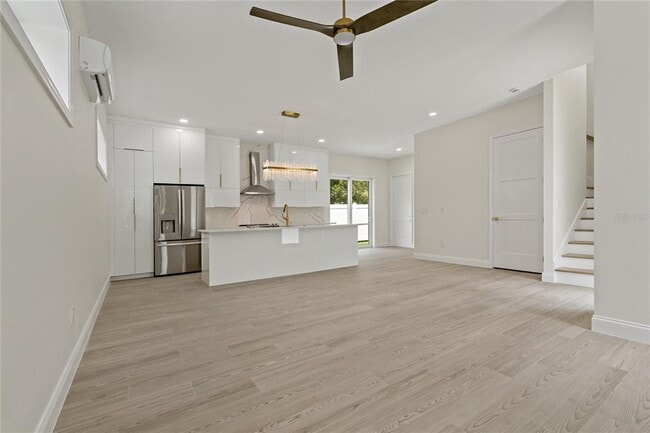 Building Photo - 1348 San Christopher Dr