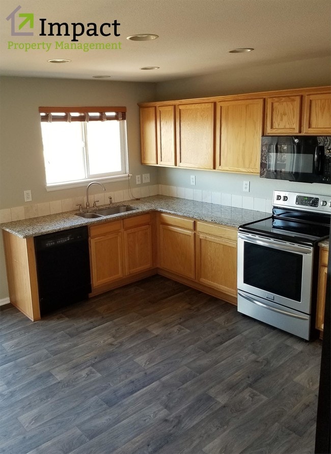 Building Photo - 11595 Crow Hill Dr