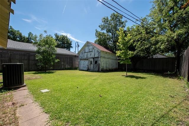 Building Photo - 5218 Vanderbilt Ave