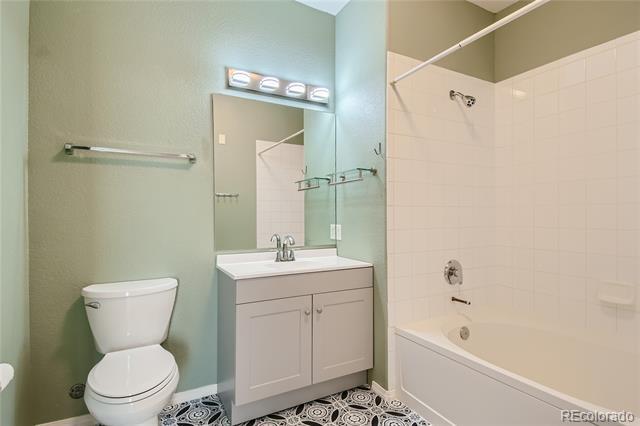 Building Photo - 12711 Colorado Blvd