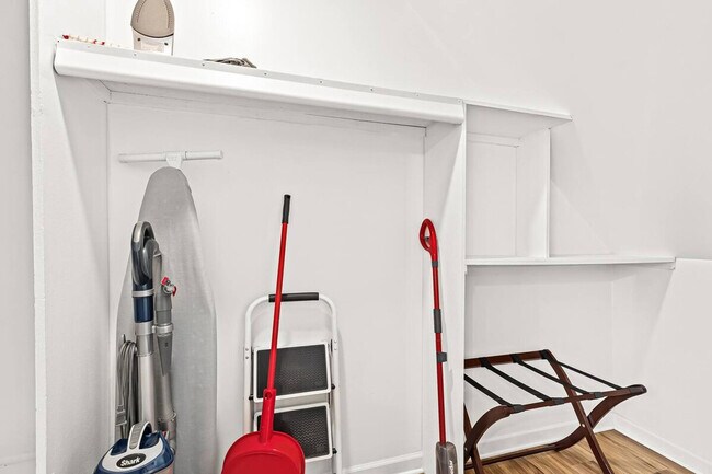 Building Photo - 27882 Gratiot Ave