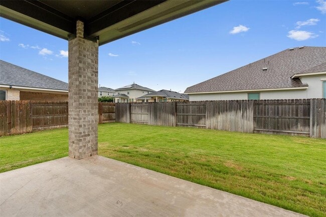 Building Photo - 2437 Burberry Ln