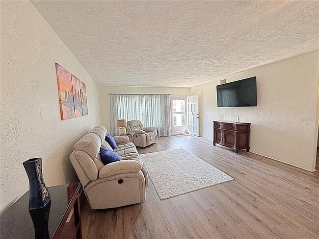 Building Photo - 2001 World Pkwy Blvd