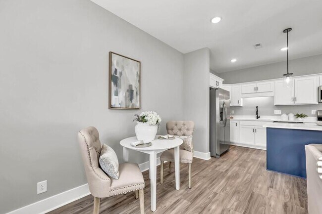 Building Photo - 1504 Jonathan Wade Cir