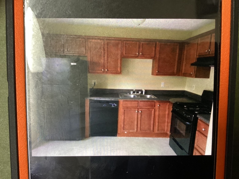 Building Photo - 2979 Kenville Ln