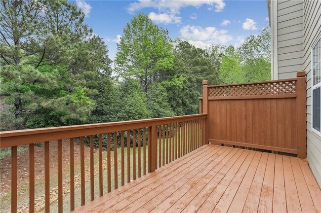 Building Photo - 4005 Edgecomb Dr