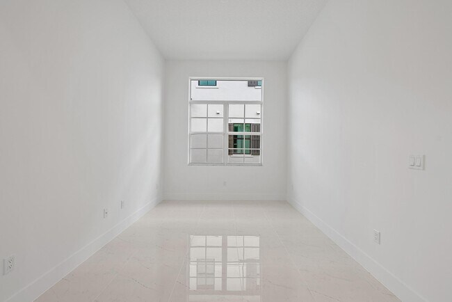 Building Photo - 9516 St Germain Dr
