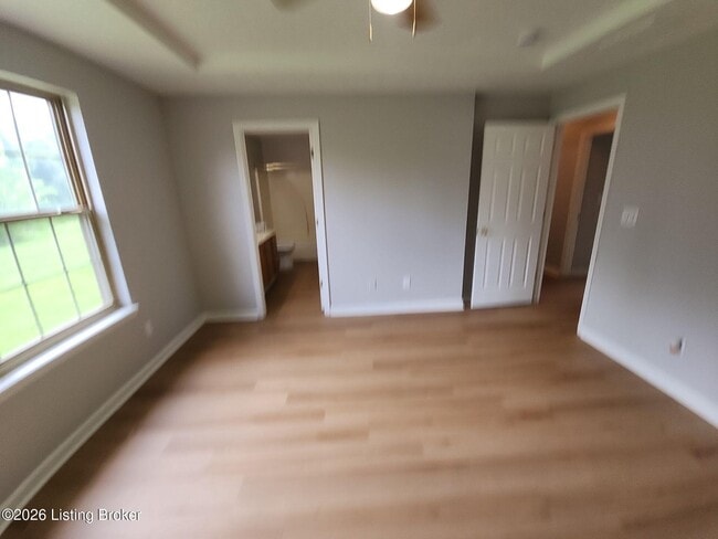 Building Photo - 405 Parker Pl