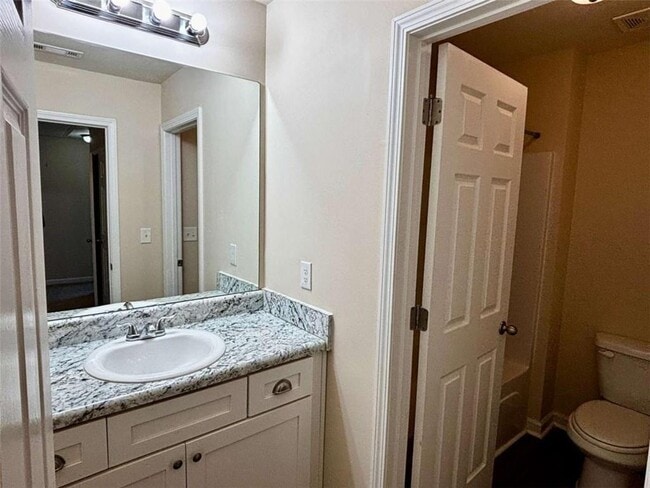 Building Photo - 637 Carlton Pointe Dr