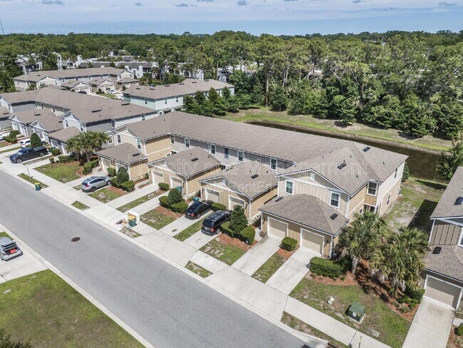 Building Photo - 7759 Legacy Trl