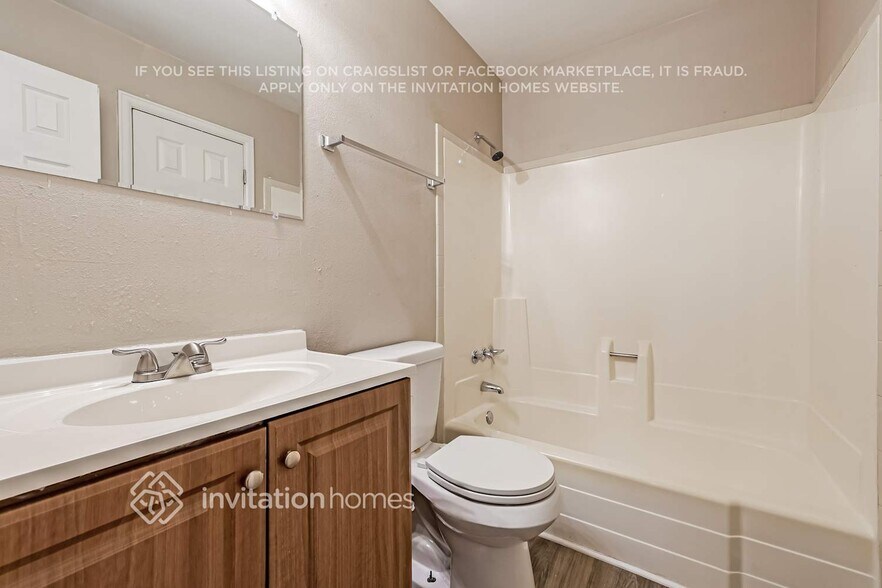 Building Photo - 20355 E Buchanan Dr