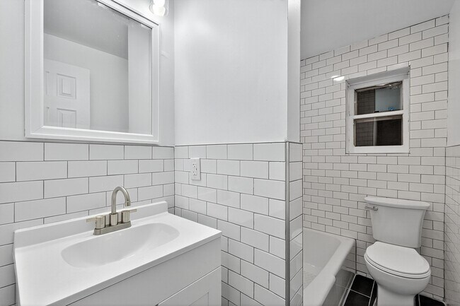 Building Photo - 93 W 11th St