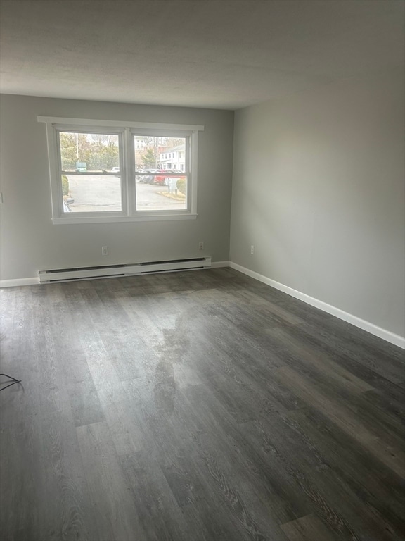 Building Photo - 7 Roys Dr