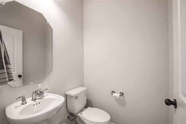 Building Photo - 2741 Bocelli Pl