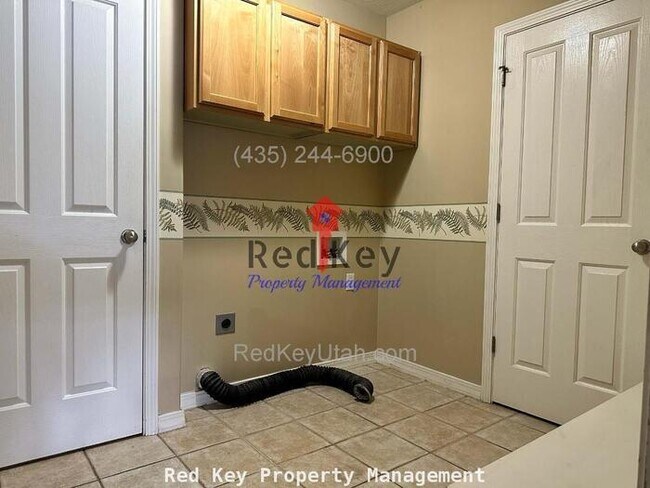 Building Photo - Brienne Way Single Family Home