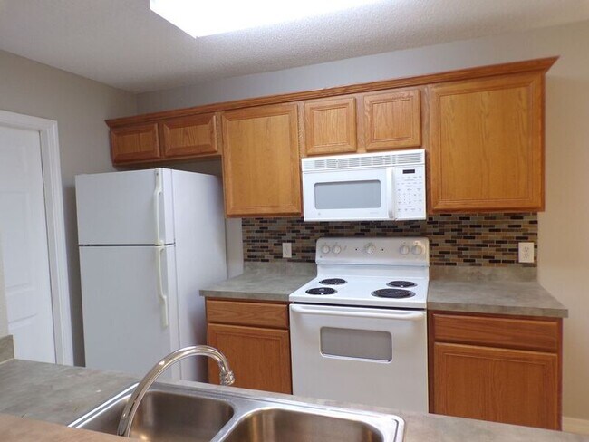 Building Photo - 10608 Wilderness Ln
