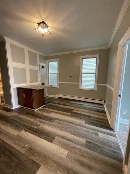 225 Duncan Ave 1 - 227 Duncan Ave