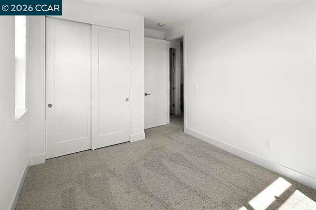 Building Photo - 2802 Chattleton Ln