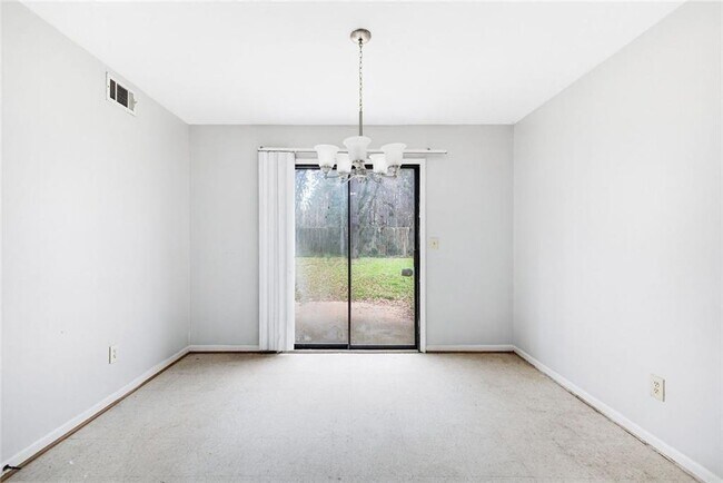 Building Photo - 1055 Autumn Crest Ct