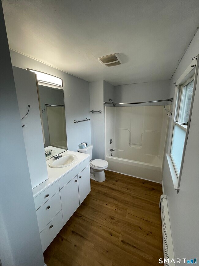 Building Photo - 34 Rossi Ave