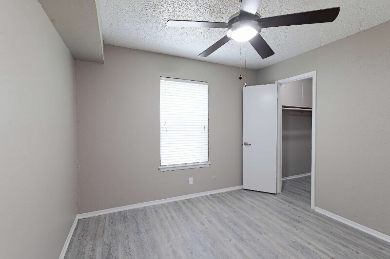 Building Photo - 351 Bedford Rd