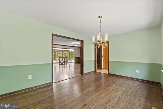 Building Photo - 12780 Chatter Brook Dr