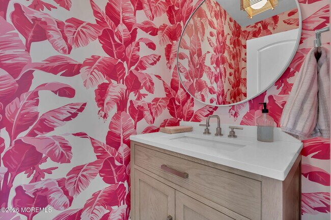 Building Photo - 112 Sylvania Ave