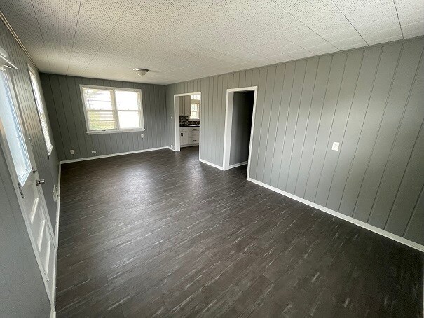 Building Photo - 221 Garfield Ave SW