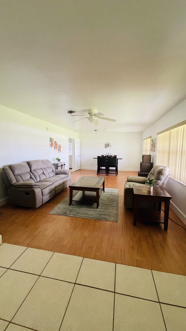 Living Room - 2155 Alafaya Trail