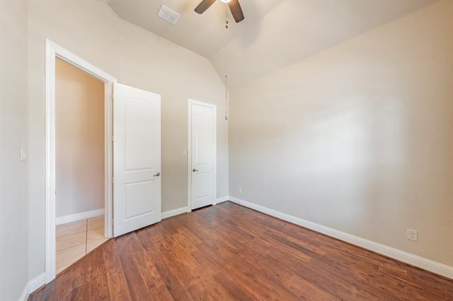 Building Photo - 568 Enfield Dr