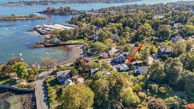 Building Photo - 9 Gingerbread Hill