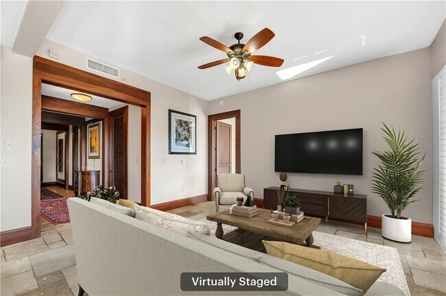 Building Photo - 18269 Colony Dr Dr