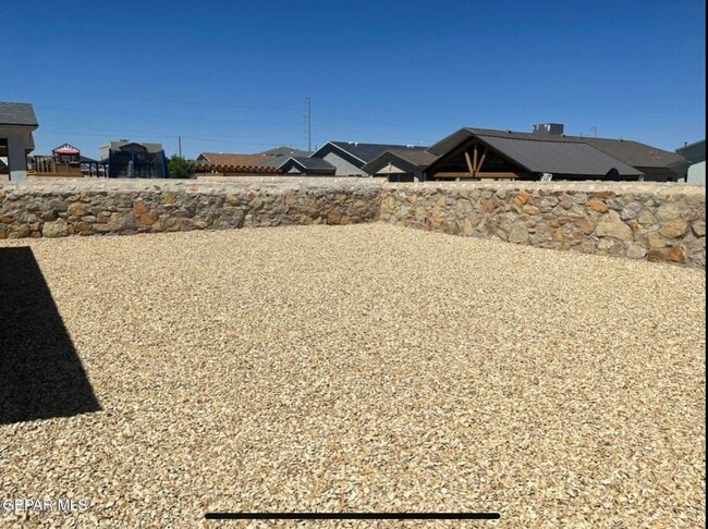 Building Photo - 15017 Dream Ct
