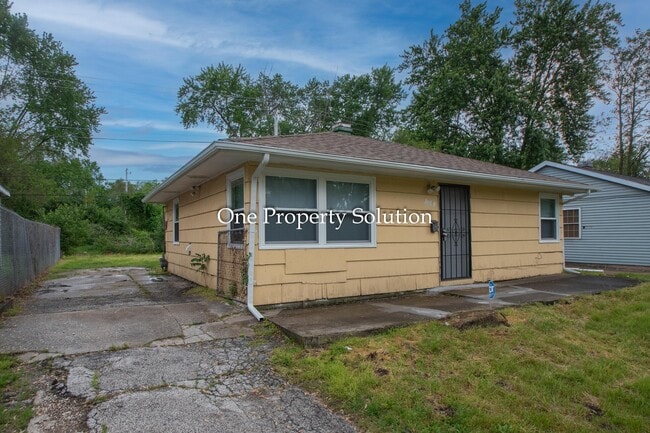 Building Photo - 5103 E 10th Ave