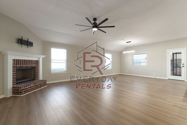 Building Photo - 6708 Oliver Loving Dr