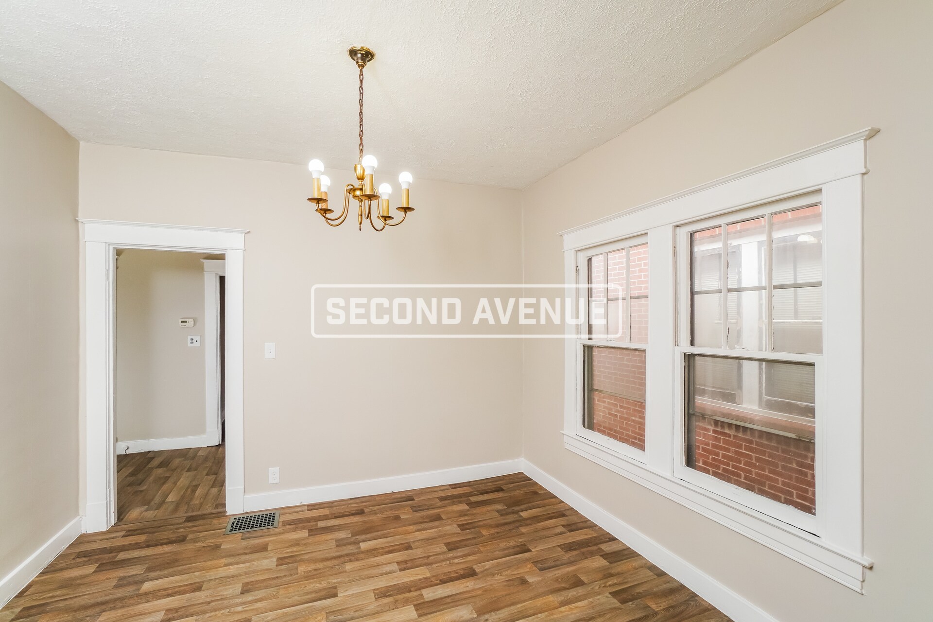 Building Photo - 302 Cecil Ave