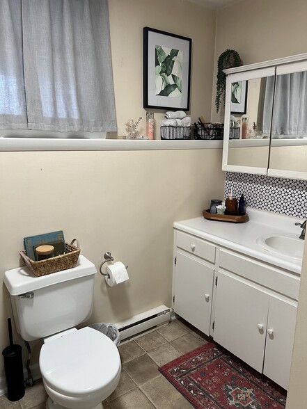 Building Photo - 88 Kriskarli Dr