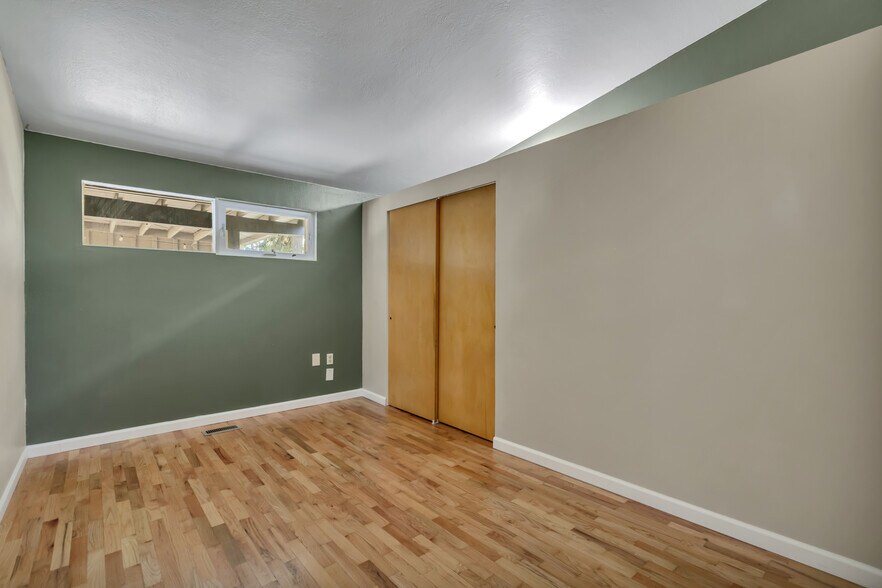 Building Photo - 625 108th Avenue Ct E