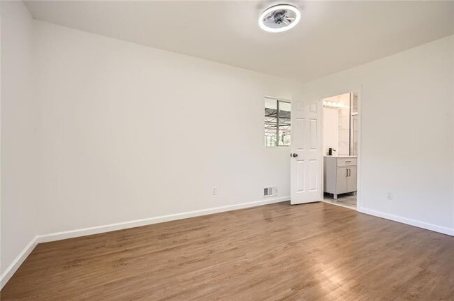 Building Photo - 4201 Regal Ridge Rd