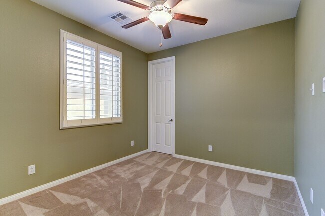 Building Photo - 519 Las Ocas Ct