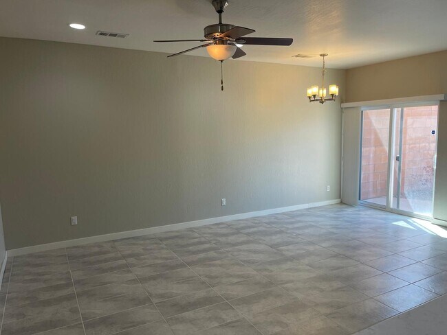 Building Photo - 1668 Bull Lea Dr SE