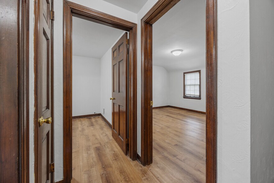Building Photo - 28 Hillman St