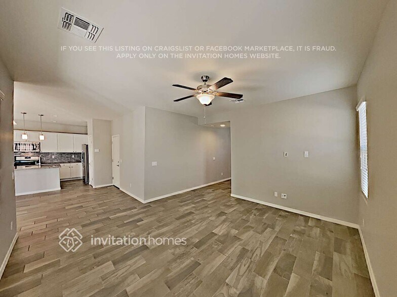 Building Photo - 658 N Sparrow Ct