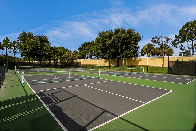 Building Photo - 8204 Kiawah Trce