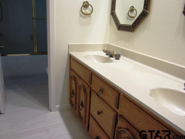 Building Photo - 401 Woodland Hills Dr